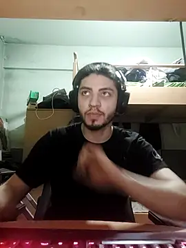 Snapshot of kleineid77 chatting on 03/19/26, 04:11 kleineid77 online show from 03/19/26, 04:11