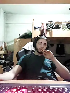 Snapshot of kleineid77 chatting on 04/08/26, 05:24 kleineid77 online show from 04/08/26, 05:24