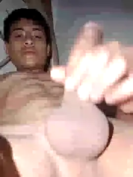 Snapshot of babydick211 chatting on 03/09/25, 01:26 babydick211 online show from 03/09/25, 01:26