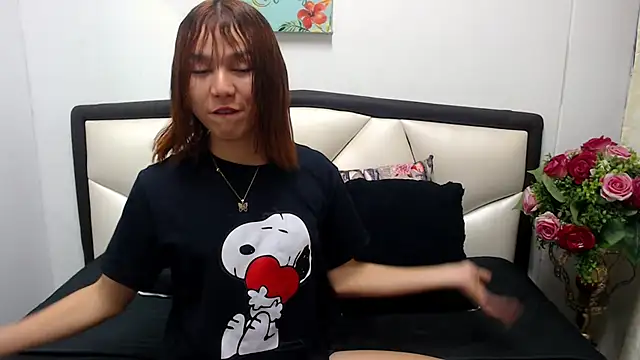 Snapshot of Rachel_Jonier chatting on 01/14/25, 12:03 Rachel Jonier online show from 01/14/25, 12:03