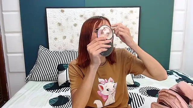 Snapshot of Rachel_Jonier chatting on 03/01/25, 06:21 Rachel Jonier online show from 03/01/25, 06:21