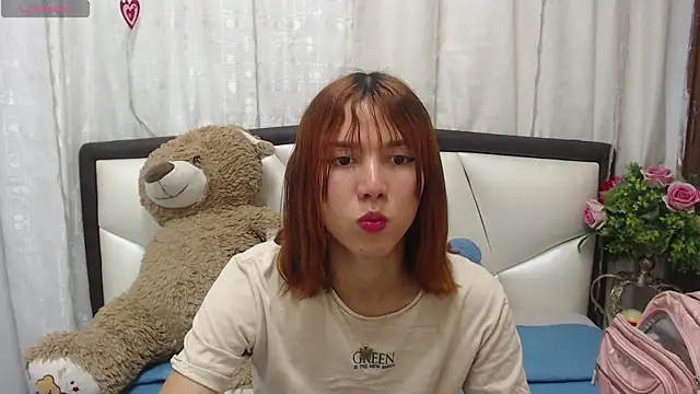 Snapshot of Rachel_Jonier chatting on 03/12/25, 05:28 Rachel Jonier online show from 03/12/25, 05:28