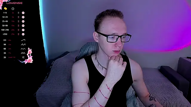 Alex silents online show from 11/08/25, 06:46