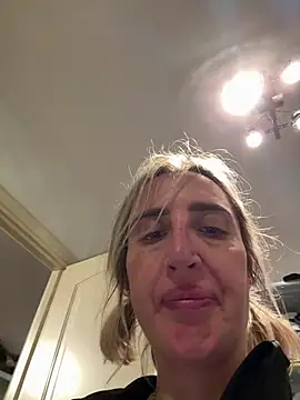 casalinga88 online show from 03/17/25, 08:40