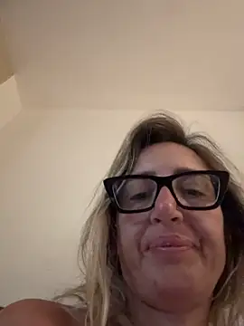 casalinga88 online show from 09/17/25, 05:31