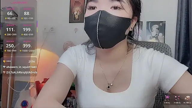 Snapshot of Berrysweet_68 chatting on 03/08/25, 05:22 Berrysweet 68 online show from 03/08/25, 05:22