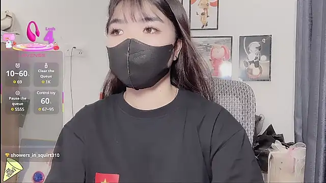 Snapshot of Berrysweet_68 chatting on 03/15/25, 01:18 Berrysweet 68 online show from 03/15/25, 01:18