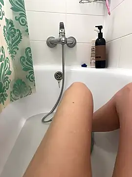 Adela Vetta online show from 12/21/25, 05:58