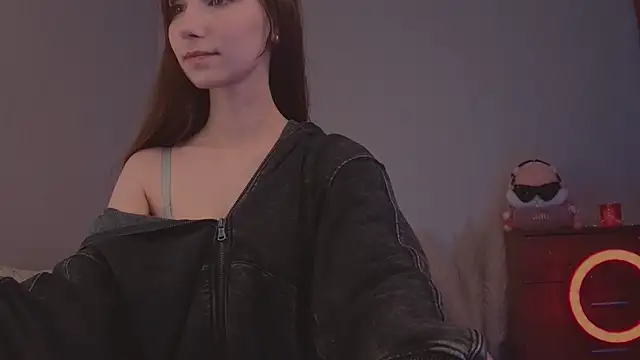 lezyliza online show from 04/19/26, 04:56