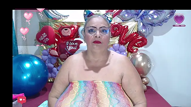 Snapshot of BBW_salome chatting on 02/20/25, 08:58 BBW salome online show from 02/20/25, 08:58