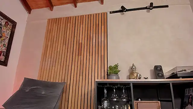 Snapshot of honeyhot69__ chatting on 03/08/26, 12:09 honeyhot69 online show from 03/08/26, 12:09