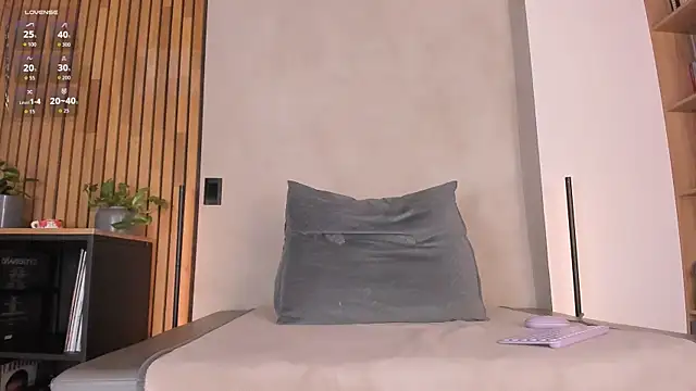 honeyhot69   online show from 06/04/26, 10:54