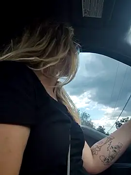 Snapshot of xWhoreAbleX_Pika chatting on 09/15/25, 06:30 xWhoreAbleX Pika online show from 09/15/25, 06:30