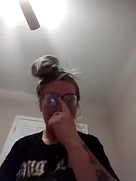 Snapshot of xWhoreAbleX_Pika chatting on 11/01/25, 03:14 xWhoreAbleX Pika online show from 11/01/25, 03:14