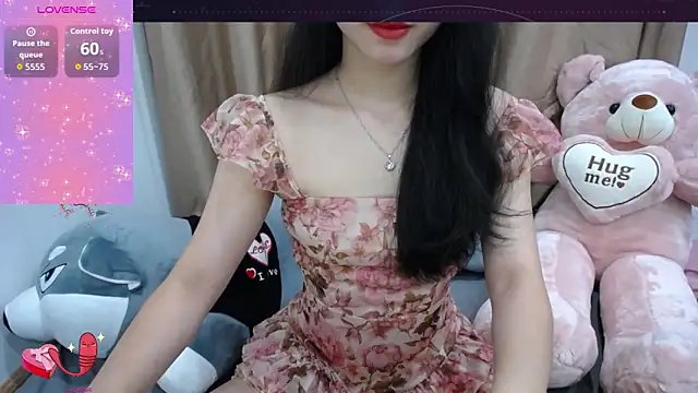 Amila-xoxo online show from 12/19/25, 01:01