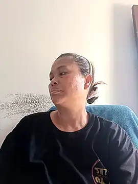 Snapshot of Fon_Bigboobs chatting on 02/05/26, 07:46 Fon Bigboobs online show from 02/05/26, 07:46