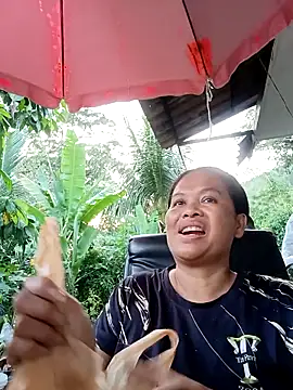 Snapshot of Fon_Bigboobs chatting on 03/21/26, 11:26 Fon Bigboobs online show from 03/21/26, 11:26