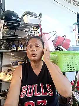 Snapshot of Fon_Bigboobs chatting on 04/23/26, 10:25 Fon Bigboobs online show from 04/23/26, 10:25