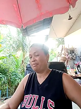 Snapshot of Fon_Bigboobs chatting on 04/26/26, 10:24 Fon Bigboobs online show from 04/26/26, 10:24