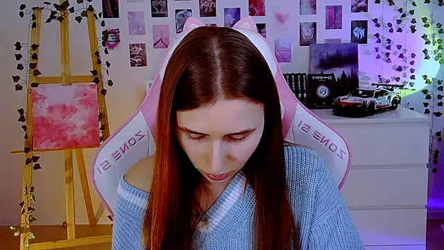 Snapshot of AliceCharmy chatting on 01/23/25, 11:37 AliceCharmy online show from 01/23/25, 11:37