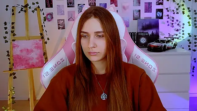 Snapshot of AliceCharmy chatting on 01/27/25, 03:18 AliceCharmy online show from 01/27/25, 03:18