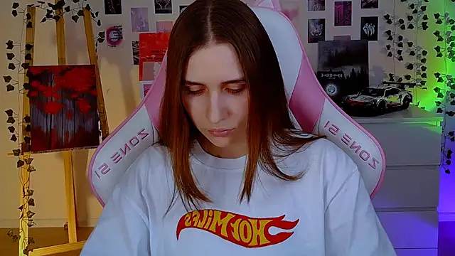 Snapshot of AliceCharmy chatting on 02/20/25, 08:47 AliceCharmy online show from 02/20/25, 08:47