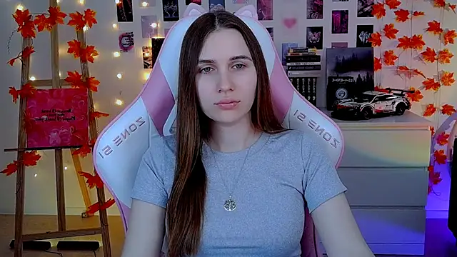 Snapshot of AliceCharmy chatting on 11/10/25, 06:34 AliceCharmy online show from 11/10/25, 06:34