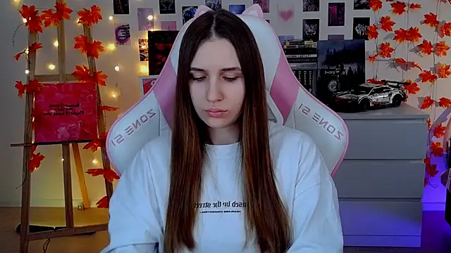 Snapshot of AliceCharmy chatting on 11/22/25, 07:29 AliceCharmy online show from 11/22/25, 07:29