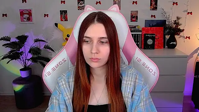 Snapshot of AliceCharmy chatting on 03/05/26, 01:29 AliceCharmy online show from 03/05/26, 01:29