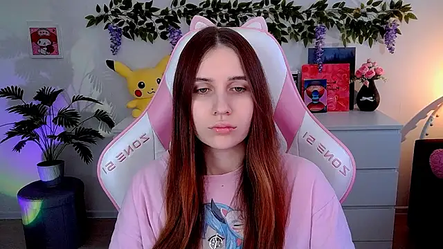 Snapshot of AliceCharmy chatting on 03/15/26, 01:28 AliceCharmy online show from 03/15/26, 01:28