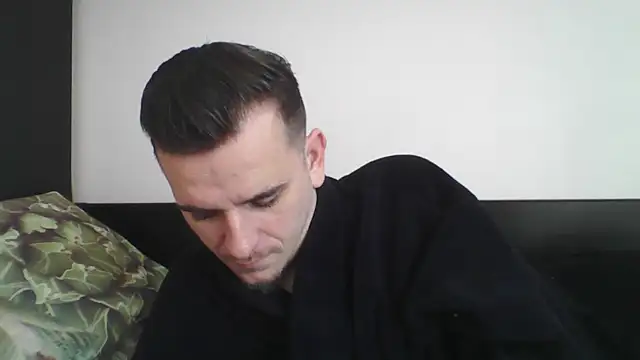 Huge cock22cm online show from 03/04/25, 06:47