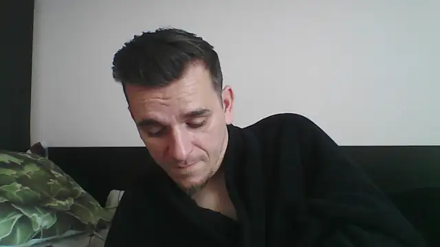 Huge cock22cm online show from 03/14/25, 08:21