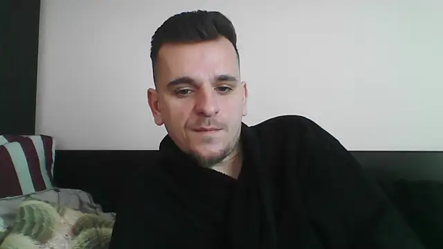 Huge cock22cm online show from 03/20/25, 07:47