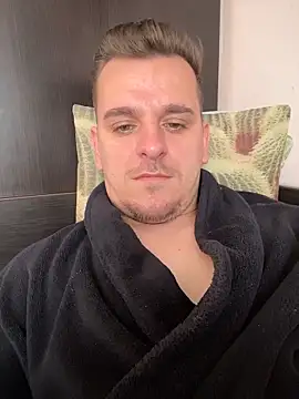 Huge cock22cm online show from 03/13/26, 08:43