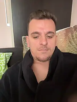 Huge cock22cm online show from 03/29/26, 10:59