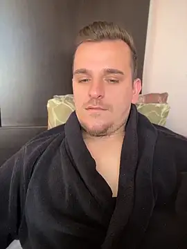 Huge cock22cm online show from 05/04/26, 09:27