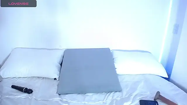 megan bluee23 online show from 12/09/24, 01:45