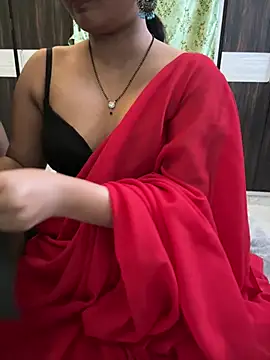 Snapshot of Magical-Couple-telugu chatting on 01/19/25, 03:53 Magical-Couple-telugu online show from 01/19/25, 03:53