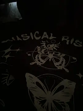 Snapshot of Magical-Couple-telugu chatting on 02/13/25, 08:17 Magical-Couple-telugu online show from 02/13/25, 08:17