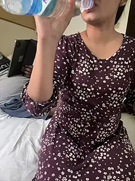 Snapshot of Magical-Couple-telugu chatting on 02/15/25, 11:47 Magical-Couple-telugu online show from 02/15/25, 11:47