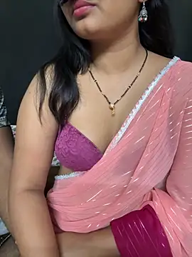 Snapshot of Magical-Couple-telugu chatting on 09/27/25, 09:42 Magical-Couple-telugu online show from 09/27/25, 09:42