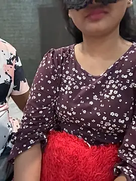 Snapshot of Magical-Couple-telugu chatting on 10/07/25, 12:46 Magical-Couple-telugu online show from 10/07/25, 12:46