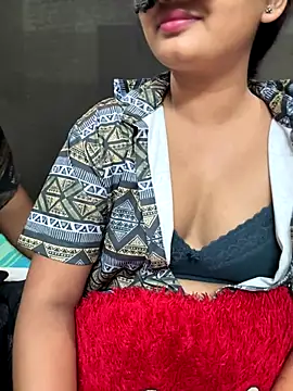 Snapshot of Magical-Couple-telugu chatting on 10/12/25, 02:49 Magical-Couple-telugu online show from 10/12/25, 02:49