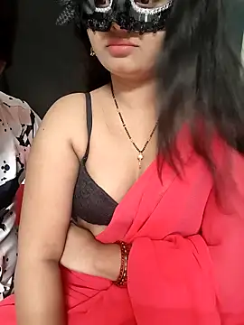 Snapshot of Magical-Couple-telugu chatting on 03/31/26, 01:29 Magical-Couple-telugu online show from 03/31/26, 01:29