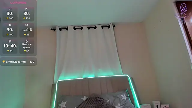 Snapshot of karimhunt chatting on 11/19/25, 05:07 karimhunt online show from 11/19/25, 05:07