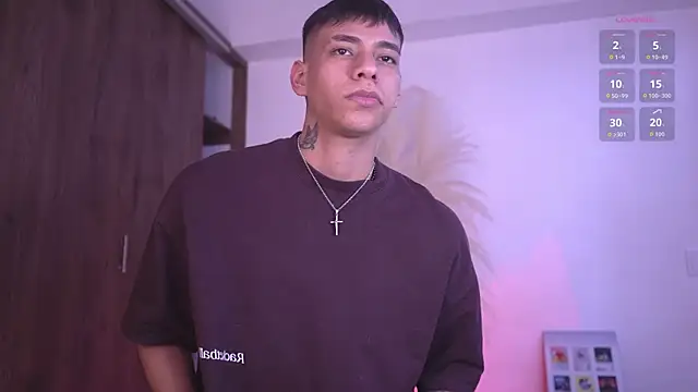 Snapshot of Josep_Davies chatting on 12/02/25, 08:48 Josep Davies online show from 12/02/25, 08:48