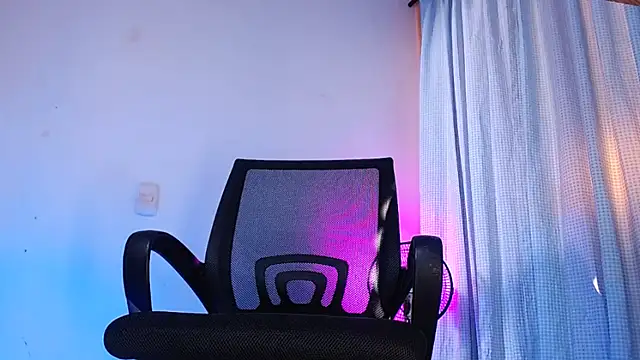 Snapshot of DanteSantoro chatting on 03/09/26, 12:20 DanteSantoro online show from 03/09/26, 12:20