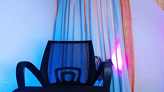 Snapshot of DanteSantoro chatting on 03/10/26, 12:10 DanteSantoro online show from 03/10/26, 12:10