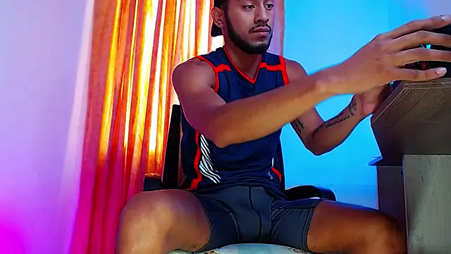 Snapshot of DanteSantoro chatting on 04/14/26, 01:39 DanteSantoro online show from 04/14/26, 01:39