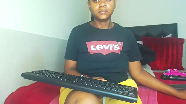 Snapshot of Fiercefoxxy chatting on 03/19/26, 08:29 Fiercefoxxy online show from 03/19/26, 08:29